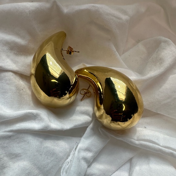 Gold Oversized Chunky Tear Drop Earrings - Picture 1 of 6